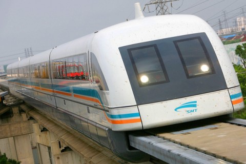 Xem thử nghiệm hai viên nam châm neođim với sức kéo 300 kg lao vào nhau với vận tốc 320 km/h sẽ như thế nào